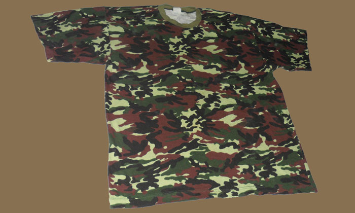 customizando Camiseta com estampa militarismo