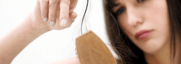 Combatendo-a-queda-de-cabelo-tonico-de-cebola-e-gengibre